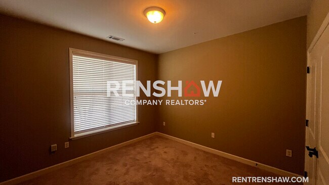 Photo - 1381 Calumet Farms Dr