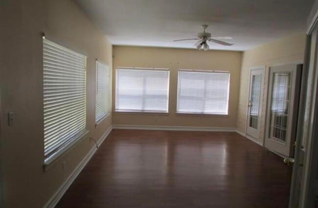 Building Photo - 7771 Cricklewood Dr Rental