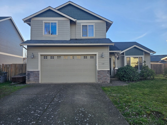 Building Photo - 1127 SE Rollins Ave