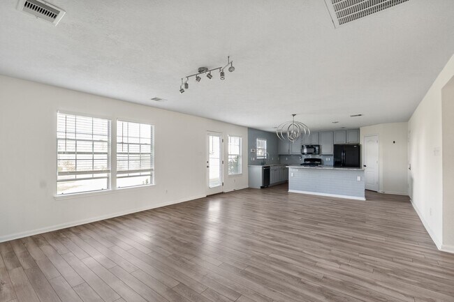 Photo - 18102 Clayton Bluff Ln
