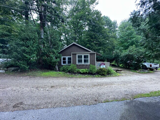 Photo - Charming Barrington Cottage Retreat: Fully Equipped 1BR Living with Private Yard Space!