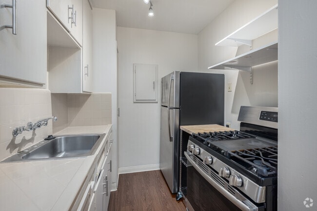 Interior Photo - 1510 18th St Rental