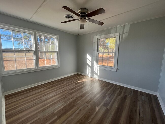 Photo - 1110 Northside Rd