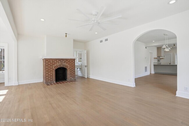 Photo - 2817 Selma St