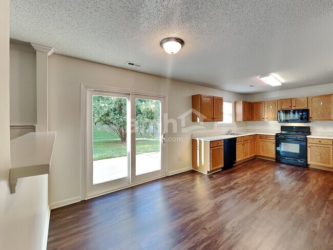 Photo - 1003 Glen Hollow Dr