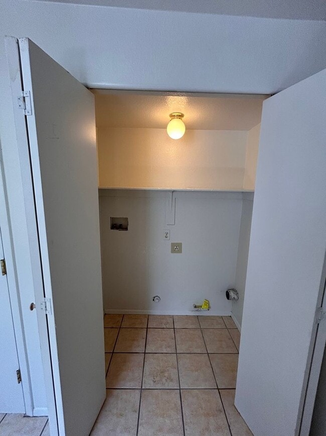 Photo - 1150 N Catalina Ave Unit 1150 N Catalina Ave 3