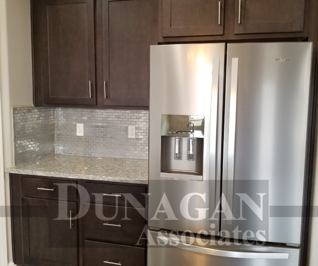 Photo - 401 Baler Ln