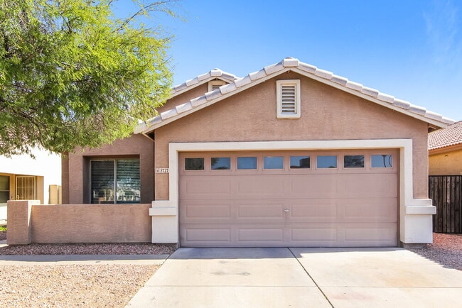 Building Photo - 5727 S 17th Ave