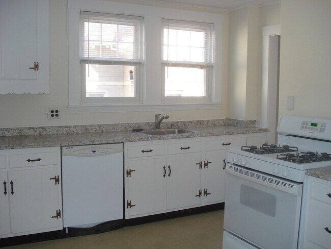 Photo - 115 Bartlett Ave Unidad 115
