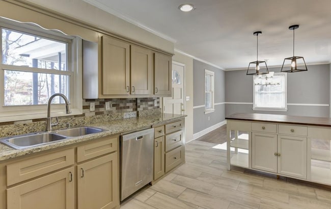 Photo - Historic Earlewood Neighborhood Gem: 3-Bed...