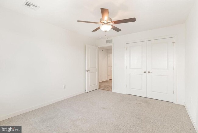 Photo - 1708 Fairmont Dr Apartamento Unidad 208