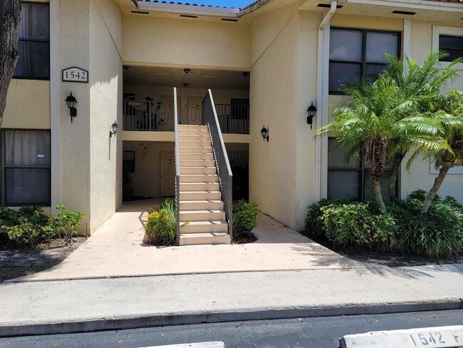 Photo - 1542 Lake Crystal Dr Condo Unit H