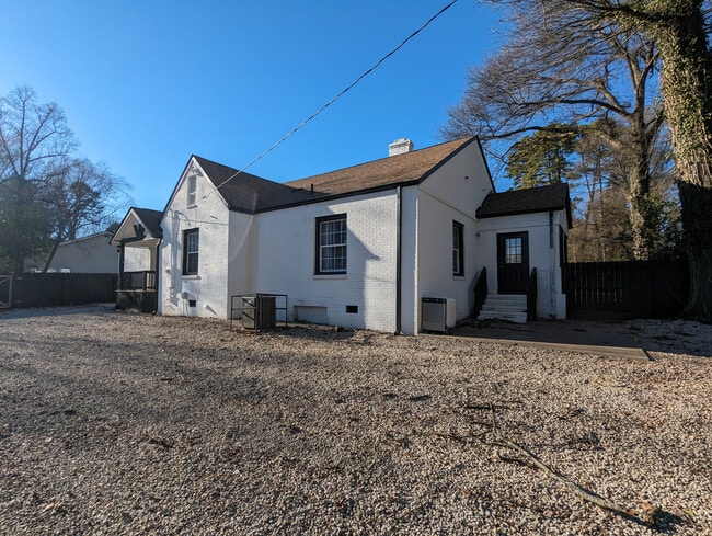 Room in House on West Blvd