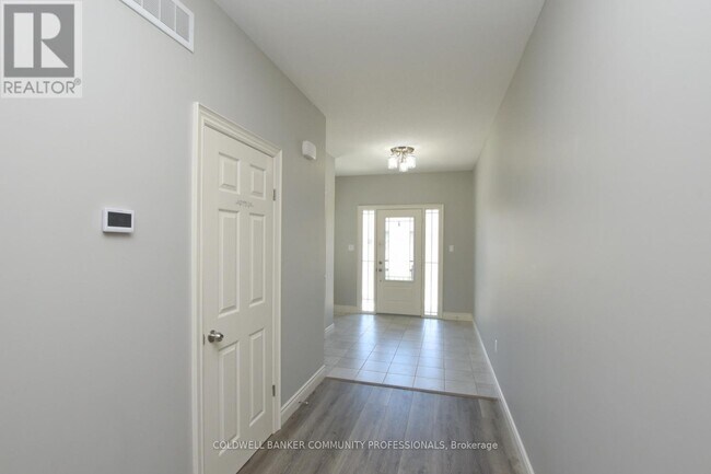 Photo - 6 Ironwood St.