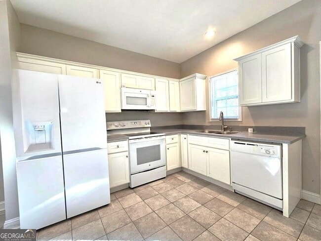 Photo - 718 N Evelyn Pl NW