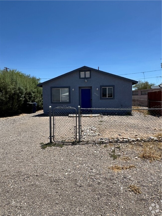 Building Photo - 2026 Gregg Ln Rental