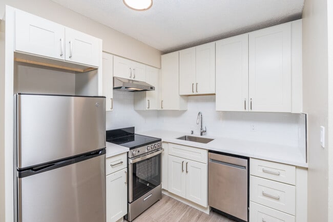 Photo - 630 Mariposa