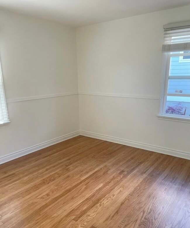 Photo - 4413 47th Ave SW