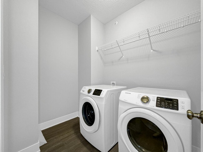 Photo - 4461 Lower Beaver Rd