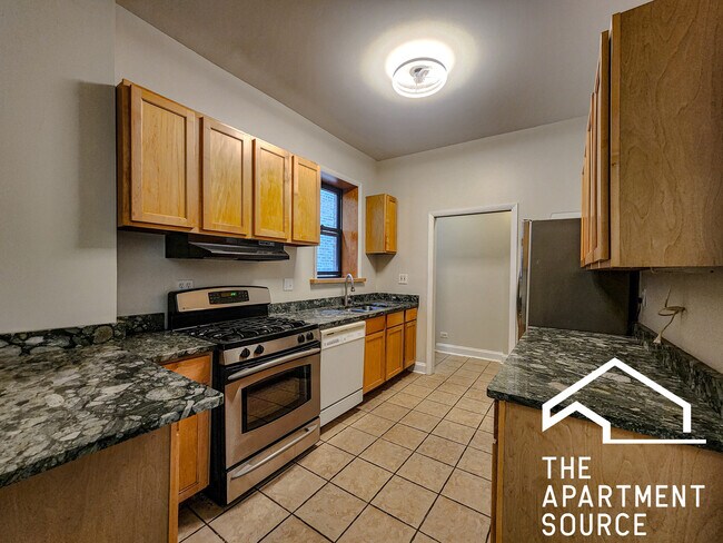 Photo - 4318 N Sheridan Rd Unit 2