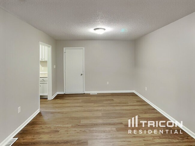 Photo - 10500 Southern Oak Ct