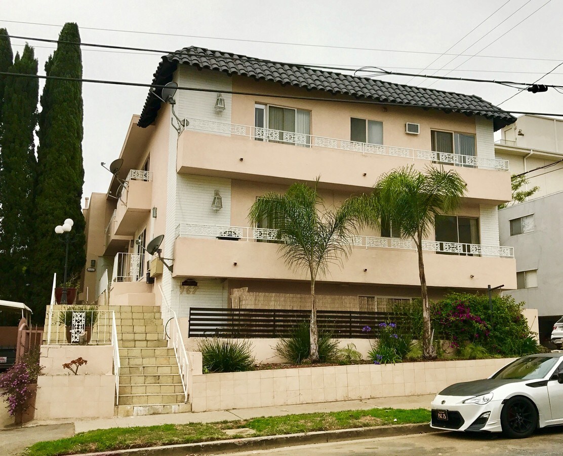 Barrington Manor Apartments - Barrington Manor Apartments