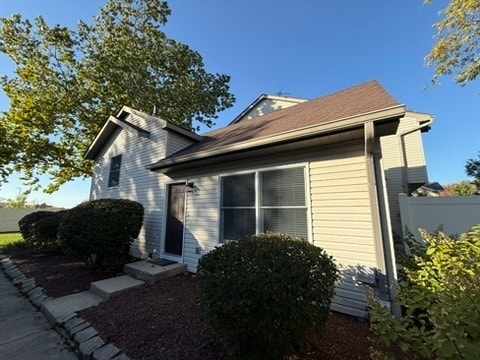 Building Photo - 65 Spuhler Dr