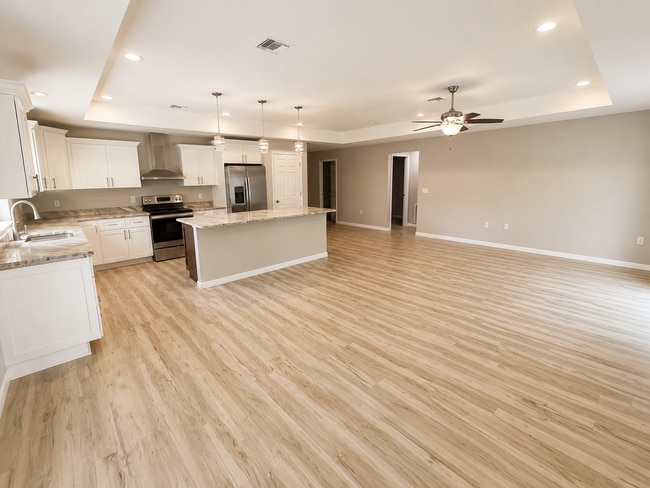 Photo - 12053 Centralia Rd