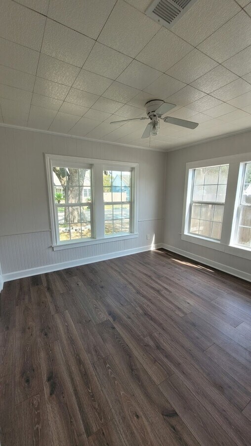 Photo - 407 E Defee Ave