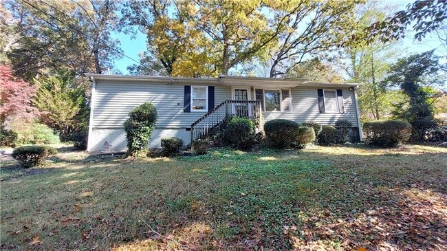 Photo - 6011 Blackhawk Ct SE