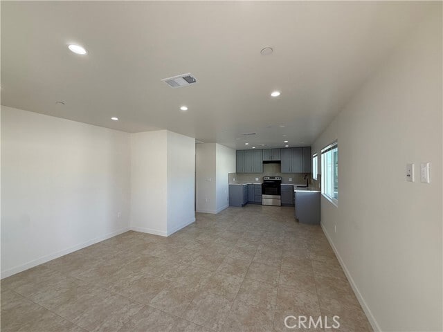 Photo - 18110 Gault St