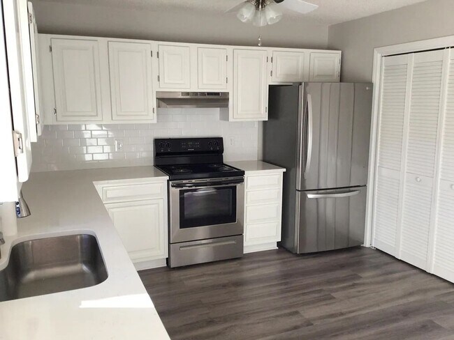 Photo - Charming 2-Bedroom Townhome in Bent Creek – Available March 10th