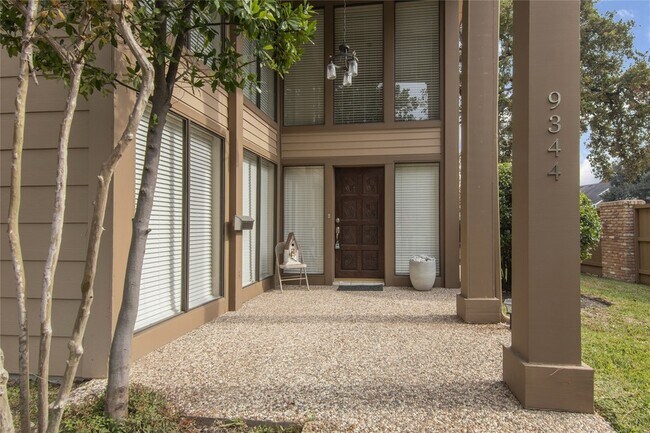 Photo - 9344 Briar Forest Dr