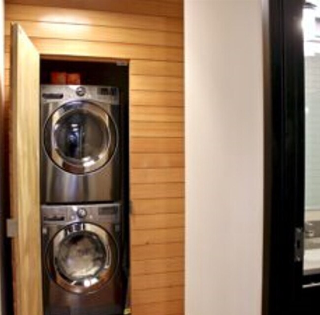 Broadway Market Lofts