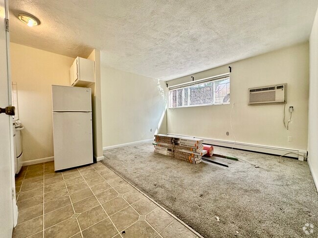 Building Photo - 360 Market St Unit B4 Rental