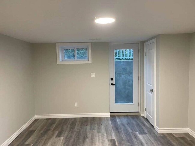 Photo - 23 Woodman Dr