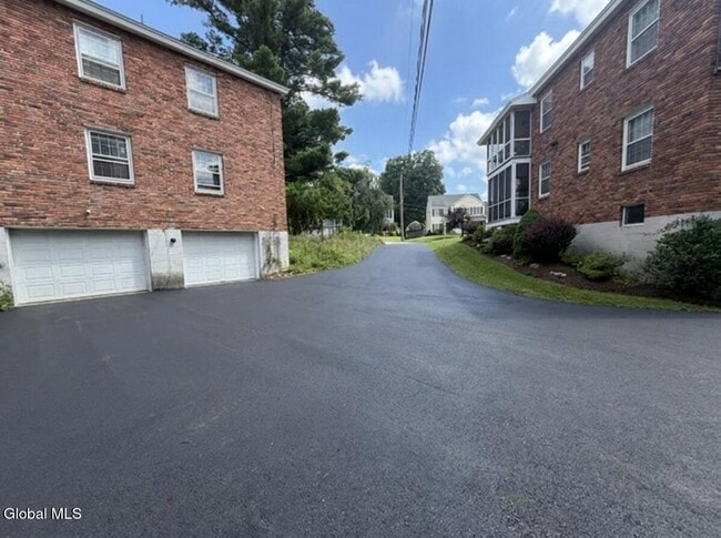 Photo - 3 Minnowbrook Ave Unit Apt A