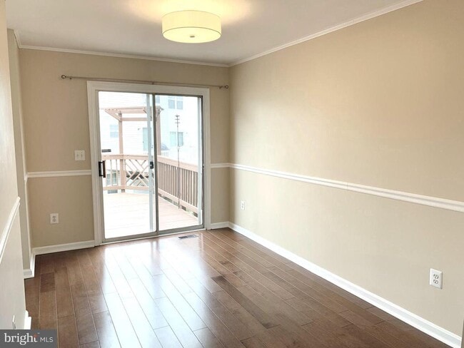 4 Putman Ct