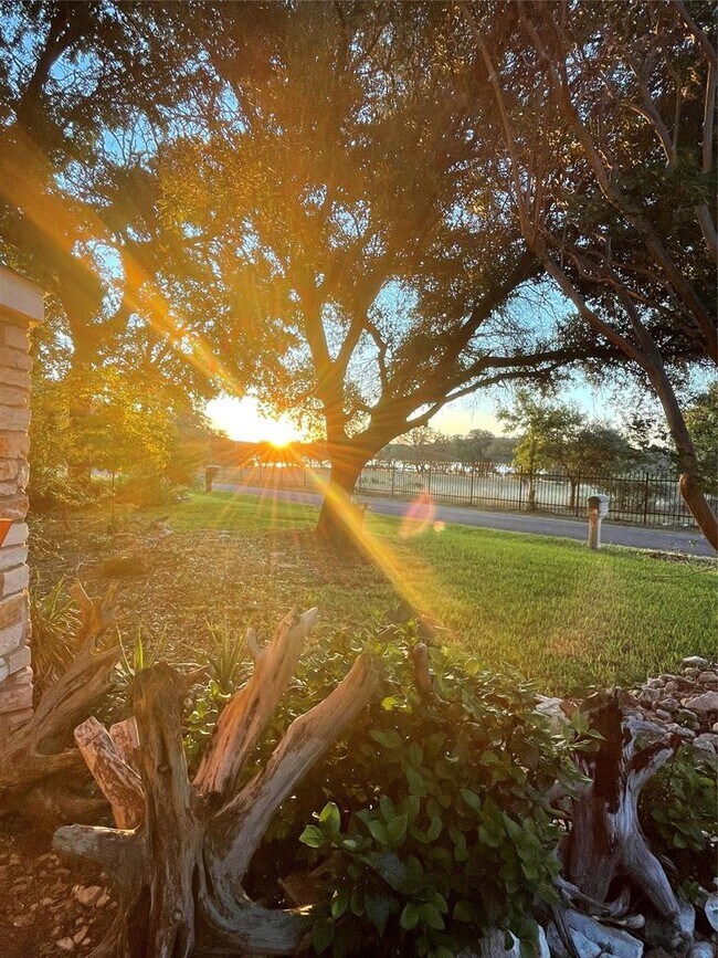 Photo - 5802 Longhorn Landing