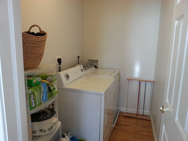 Photo - 25 Aldrich St Unit 25