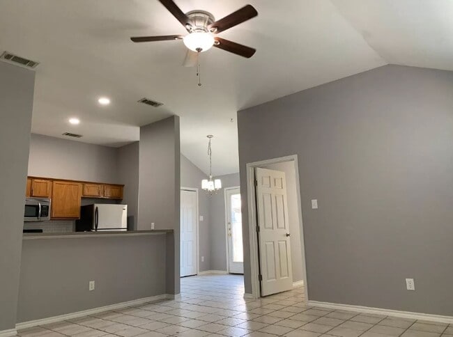 Photo - 1718 Tina Marie Rd