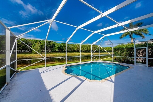 Photo - 801 Tanglewood Cir