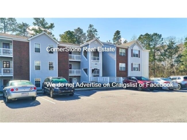 Building Photo - 349 Waterdown Dr