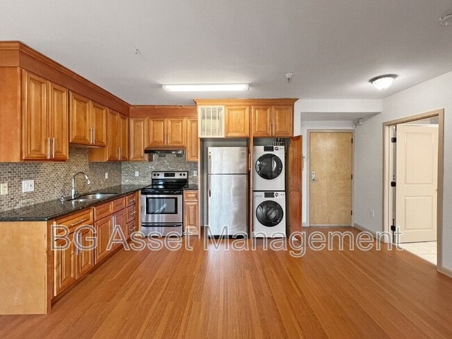 Photo - 1459 MacArthur Blvd Unit 25
