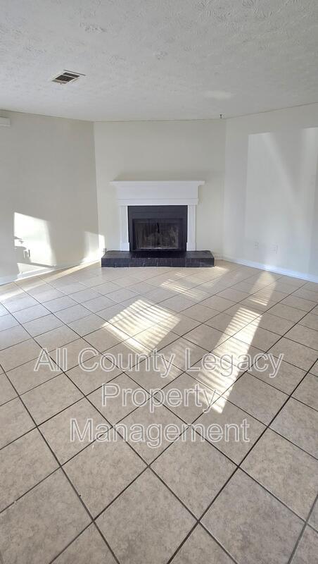 Photo - 1899 Patterson Ct