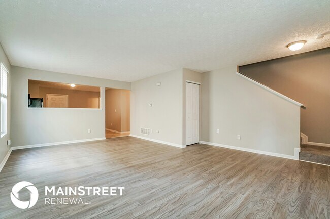 Photo - 8123 Royal Elm Dr