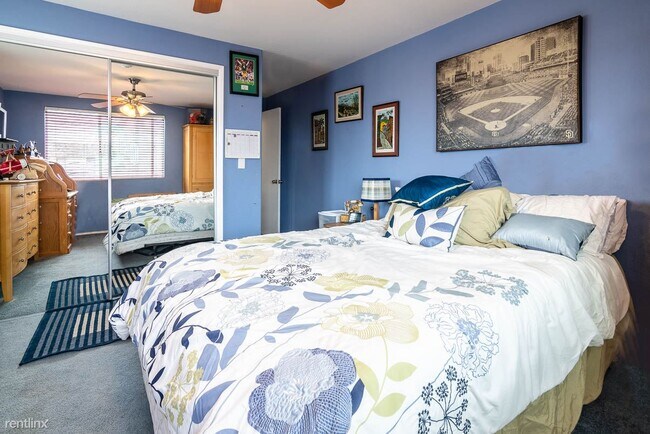 Photo - Room for Rent, 1.5 bath Condo - 867 Aubrey...