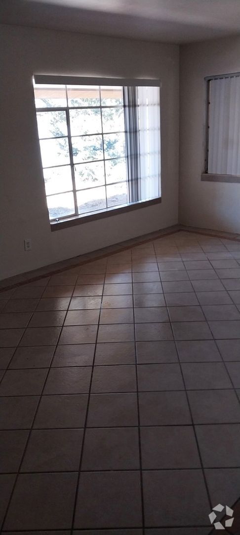 Building Photo - Charming 1BR Condo in Prescott
