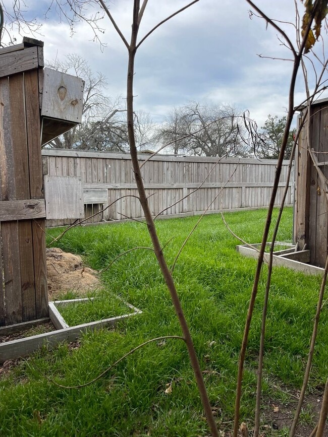 Photo - Split level home in West Lampasas