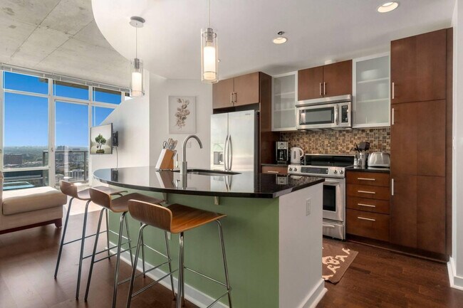 Photo - 1325 Stout St Unidad ID1013123P